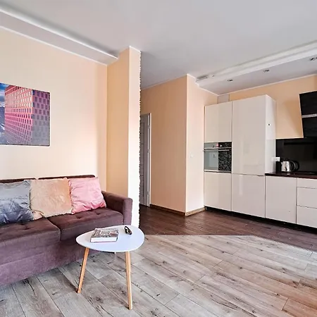 Urbannest Szafarnia 7 66 *